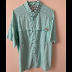 COLUMBIA SPORTSWEAR COMPANY DRESS SHIRT! LARGE!❤️